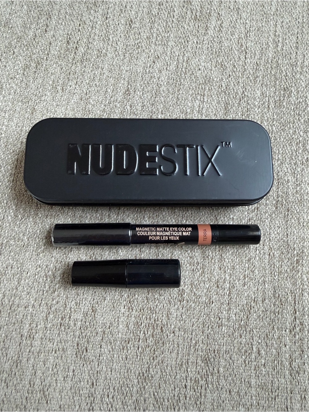 NUDESTIX Matte Eye Color Stick - Terra
